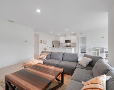 3041 Tobago Drive - Photo Thumbnail 11