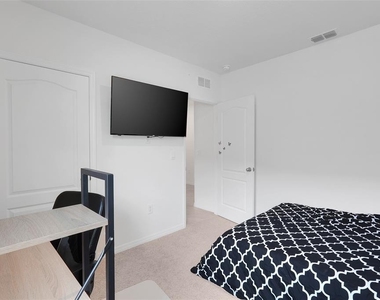 3041 Tobago Drive - Photo Thumbnail 20