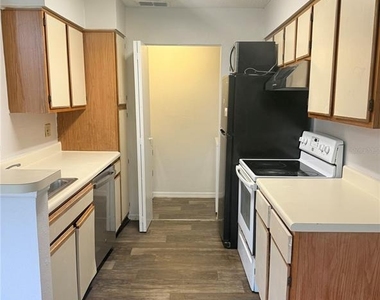 1089 S Hiawassee Road - Photo Thumbnail 9