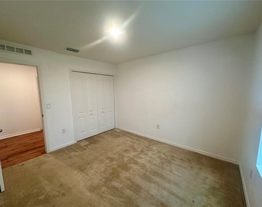 125 Villavista Court - Photo Thumbnail 12