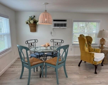 1357 Lakeshore Drive - Photo Thumbnail 10