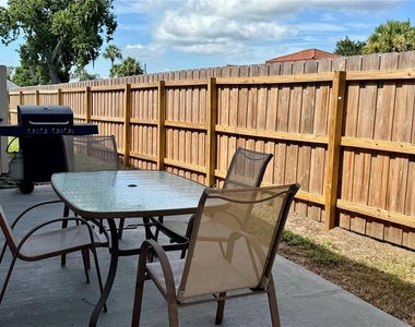 1357 Lakeshore Drive - Photo Thumbnail 28