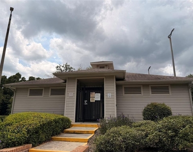423 Sheoah Boulevard - Photo Thumbnail 20