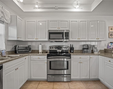 5300 S Atlantic Avenue - Photo Thumbnail 7