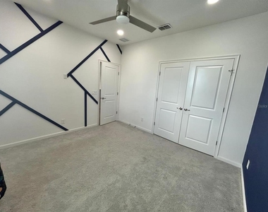 1229 Hendon Loop - Photo Thumbnail 17
