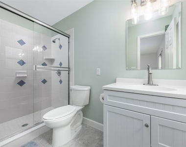 5621 Nw 29th Terrace - Photo Thumbnail 12
