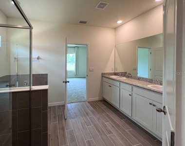 1315 Nw 132nd Circle - Photo Thumbnail 21