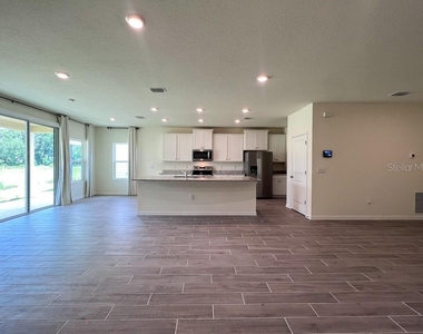 1315 Nw 132nd Circle - Photo Thumbnail 24