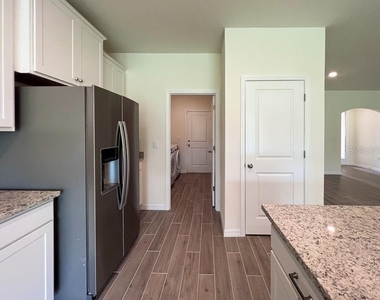 1315 Nw 132nd Circle - Photo Thumbnail 9