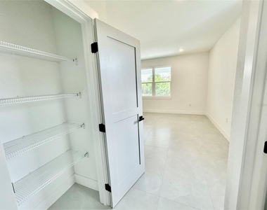 8181 Tecumseh Circle - Photo Thumbnail 19