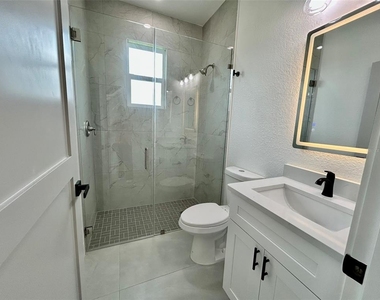 8181 Tecumseh Circle - Photo Thumbnail 30