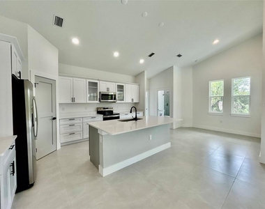 8181 Tecumseh Circle - Photo Thumbnail 8
