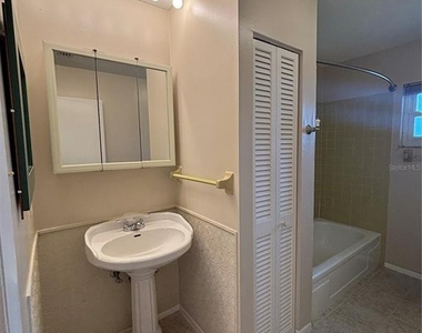 814 Spring Lake Boulevard Nw - Photo Thumbnail 11