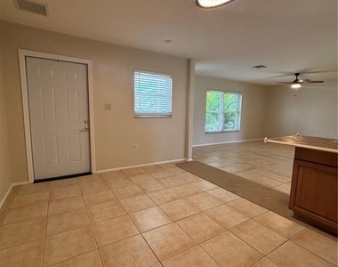 814 Spring Lake Boulevard Nw - Photo Thumbnail 3
