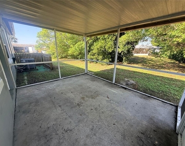 4362 Conway Boulevard - Photo Thumbnail 6