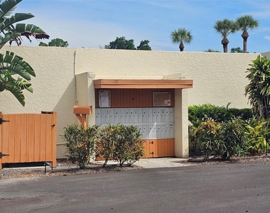 153 Wild Palm Drive - Photo Thumbnail 2
