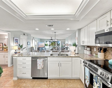 9604 Cortez Road W - Photo Thumbnail 10
