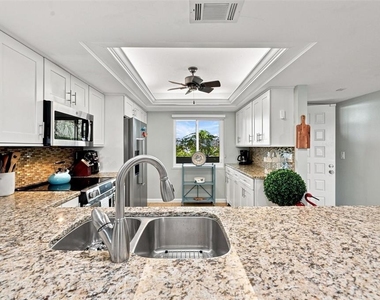9604 Cortez Road W - Photo Thumbnail 11