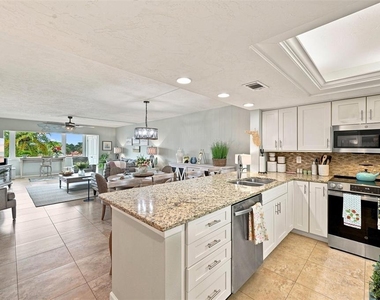 9604 Cortez Road W - Photo Thumbnail 7