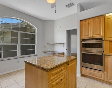 4044 Penshurst Park - Photo Thumbnail 24