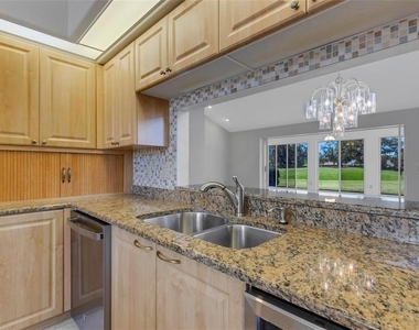 4044 Penshurst Park - Photo Thumbnail 25