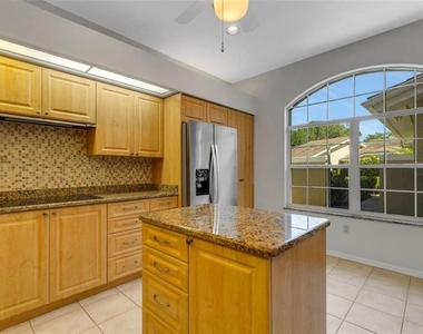 4044 Penshurst Park - Photo Thumbnail 23
