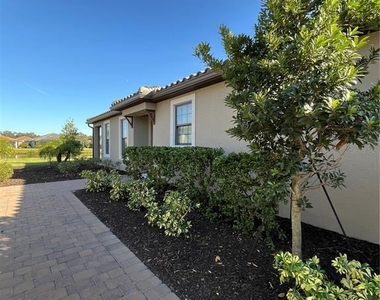10433 Morning Mist Lane - Photo Thumbnail 34