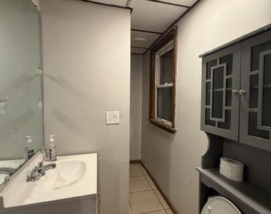 1322 Penn Avenue - Photo Thumbnail 8