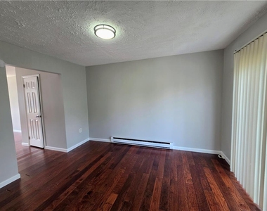 5657 Wood Lane - Photo Thumbnail 5