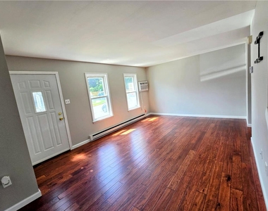 5657 Wood Lane - Photo Thumbnail 3