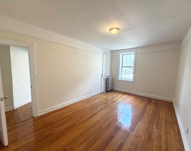 480 Warburtin ave  - Photo Thumbnail 3