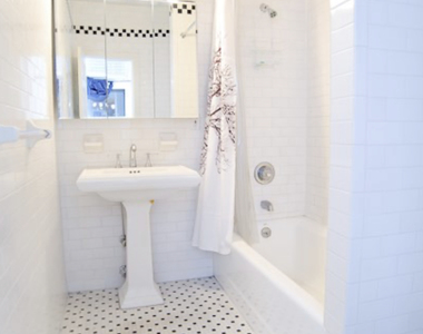 East 31st Street - Photo Thumbnail 5