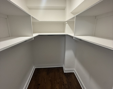157 East 57th Street - Photo Thumbnail 3