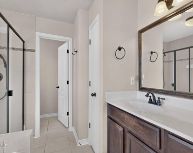 14613 Sunny Land Avenue - Photo Thumbnail 28