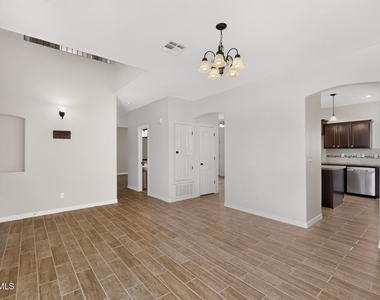 14613 Sunny Land Avenue - Photo Thumbnail 11