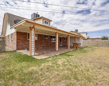 10125 Chezelle Drive - Photo Thumbnail 28