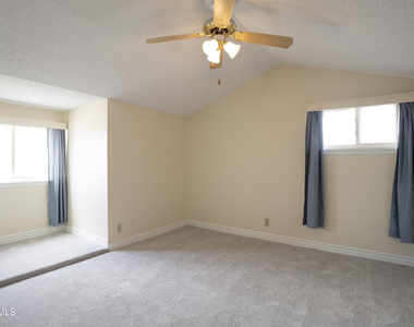 10125 Chezelle Drive - Photo Thumbnail 21