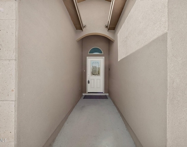 968 Gulf Streams Avenue - Photo Thumbnail 2