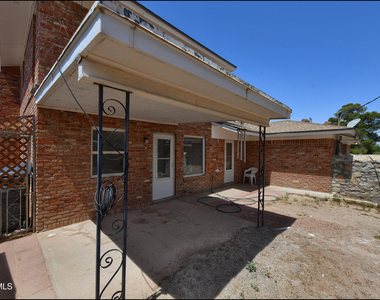 6913 Pamlico Drive - Photo Thumbnail 30