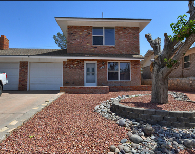 6913 Pamlico Drive - Photo Thumbnail 2