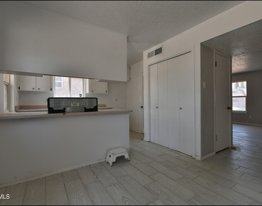 6913 Pamlico Drive - Photo Thumbnail 11