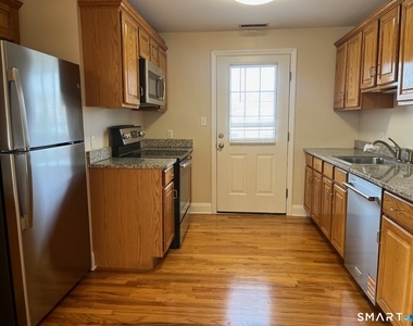 56 East Avenue - Photo Thumbnail 6