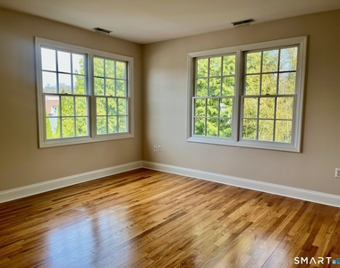 56 East Avenue - Photo Thumbnail 7