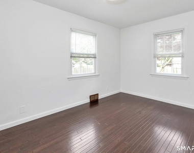 124 Minturn Place - Photo Thumbnail 11