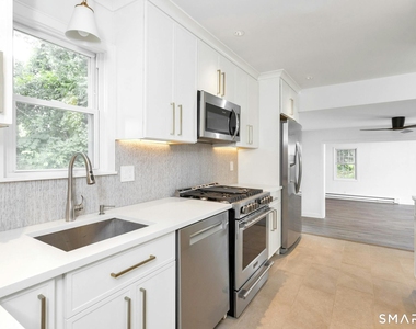 124 Minturn Place - Photo Thumbnail 4