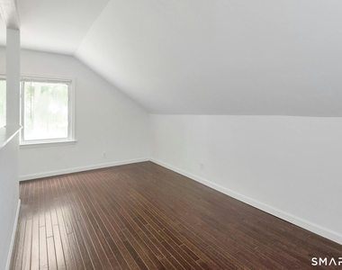 124 Minturn Place - Photo Thumbnail 14