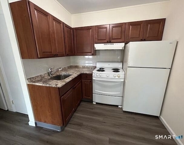 43 Seaview Avenue - Photo Thumbnail 4