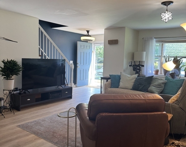 611 Ocean Avenue - Photo Thumbnail 19