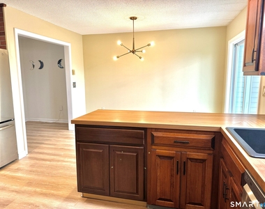 611 Ocean Avenue - Photo Thumbnail 5