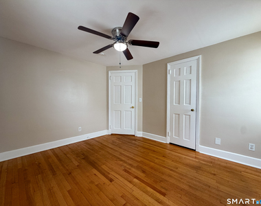 317 Lincoln Avenue - Photo Thumbnail 4